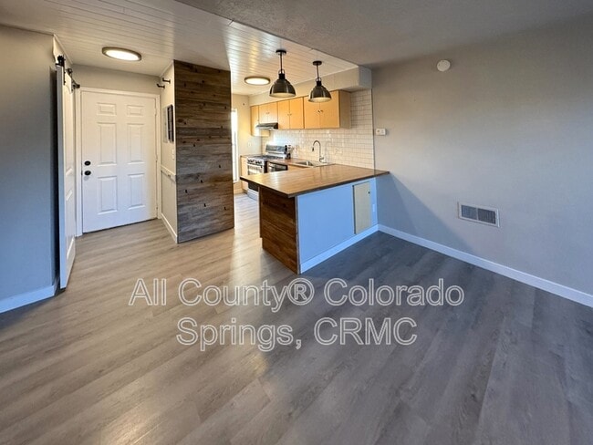 Photo - 3415 Rebecca Ln Unit C