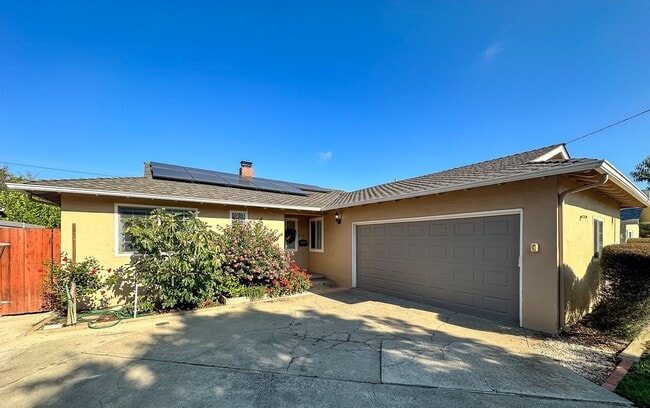 Building Photo - Charming San Jose Home with Solar & Gardening Included.