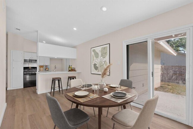 Photo - 6507 Middleham Pl