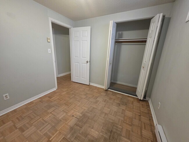 Photo - 334 University Ave Unit 1