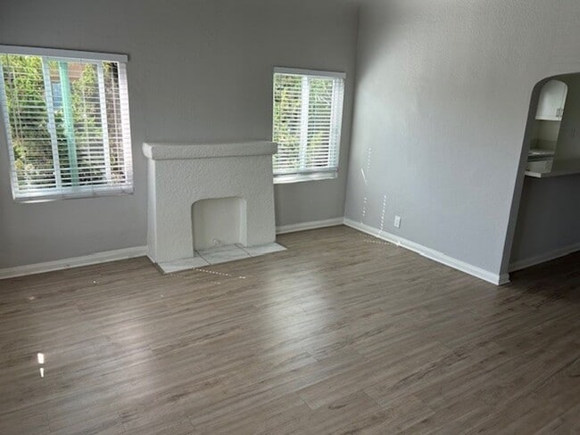 Photo - 1055 Mira Mar Ave.