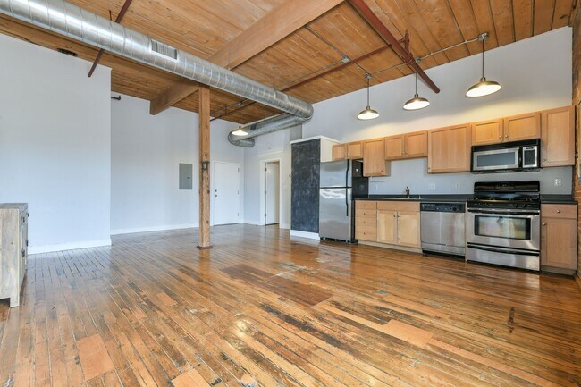 Building Photo - 244 Brighton Ave Unit 406