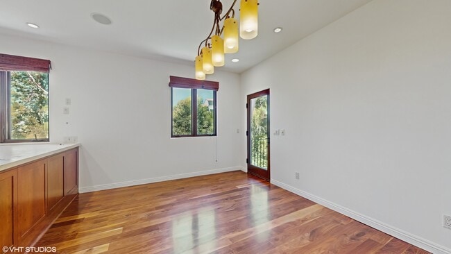 Photo - 3311 Deronda Dr