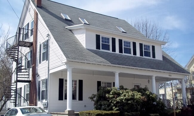 Photo - 612 Beacon St Unit Apartment