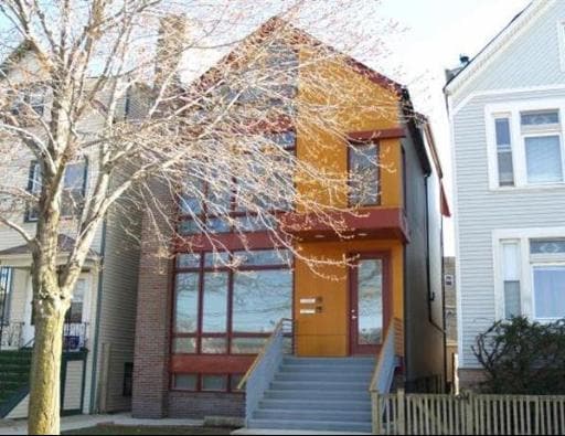 Building Photo - 1623 W Wolfram St Unit 1 Rental