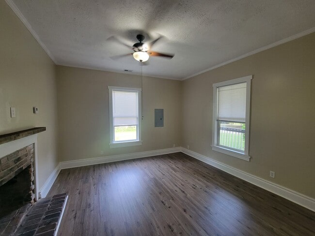 Photo - 1824 Watkins St Unit A