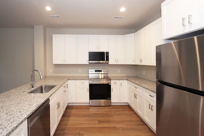 Photo - 5226 Bancroft Ave