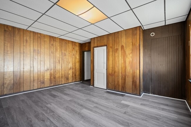 Photo - 212 Mercer St