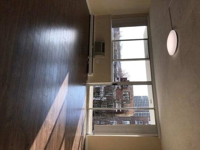 Photo - 10S473 Echo Ln Unit 1