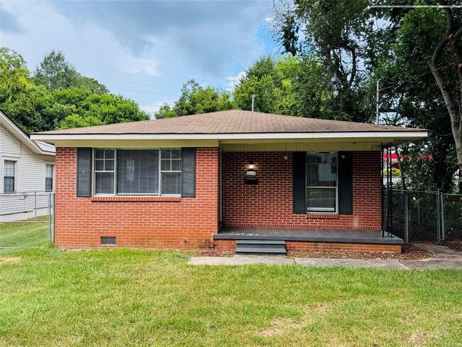 Building Photo - 1619 Yancey Ave Rental
