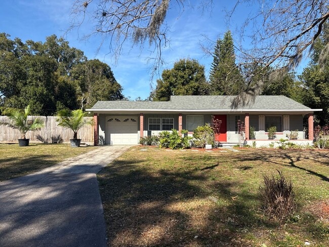 Building Photo - Charming 2 Bedroom Home on a Spacious Corner Lot — Orlando, FL