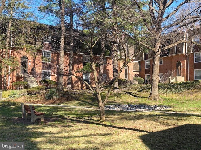 Photo - 4000 Gypsy Ln Unidad 520