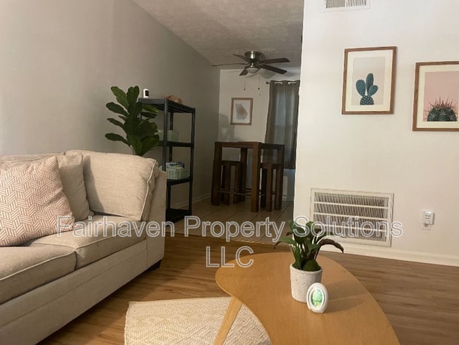 Building Photo - 1859 Williams Ave