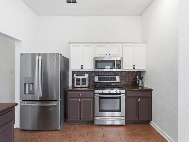 Photo - 1039 Wood Brook Dr