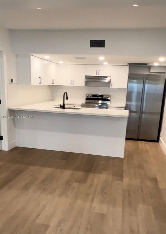 Photo - 16349 Ravenwood Pl Unit 16349