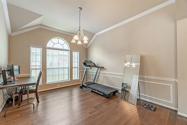 Photo - 119 Emerald Loch Ln
