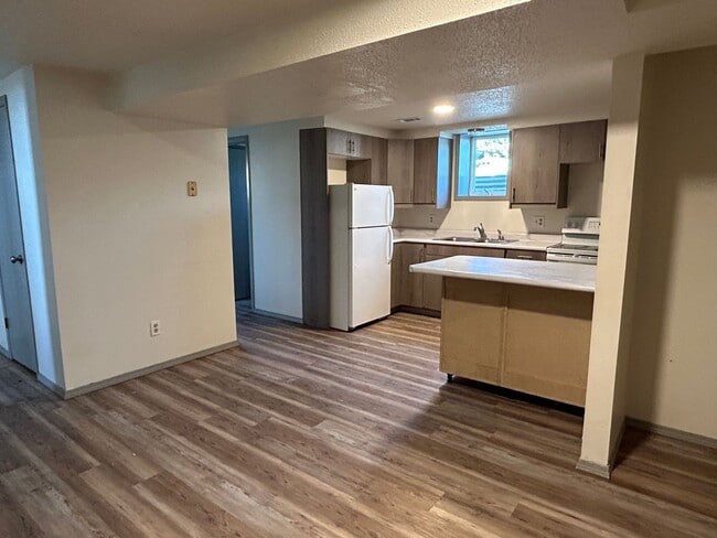 Photo - Marshall Unit B