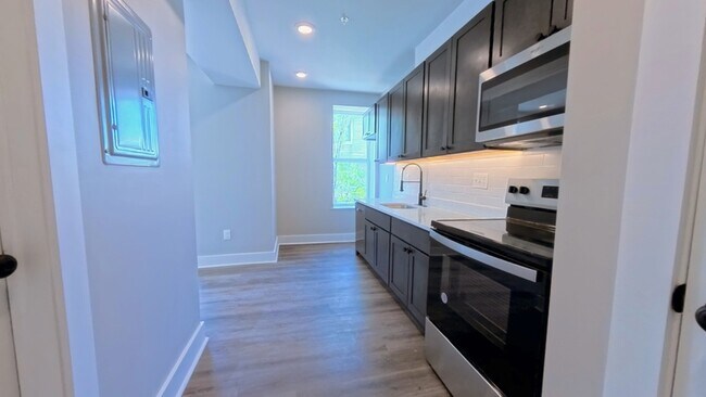 22 N King St