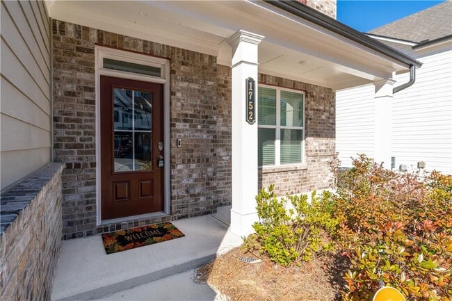 Photo - 1752 Dover Creek Ln