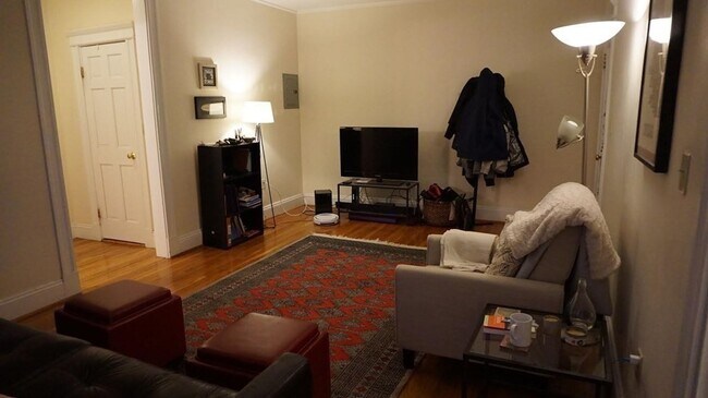 Photo - 854 Massachusetts Ave Unit 4