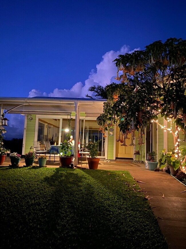 Photo - 2 bedroom 1 bathroom furnished home in Waikoloa Hills with ocean view.