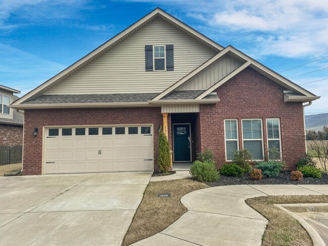 Photo - 3037 Greenway Cir SE