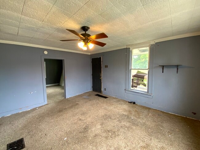 Photo - 1102 N Bowman Ave