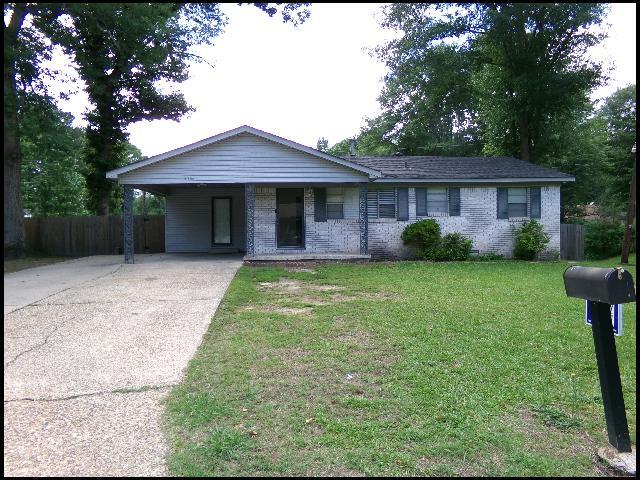 Building Photo - 9700 Ithica Dr