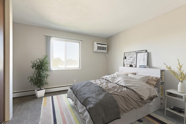 Photo - Bradley House Apartments