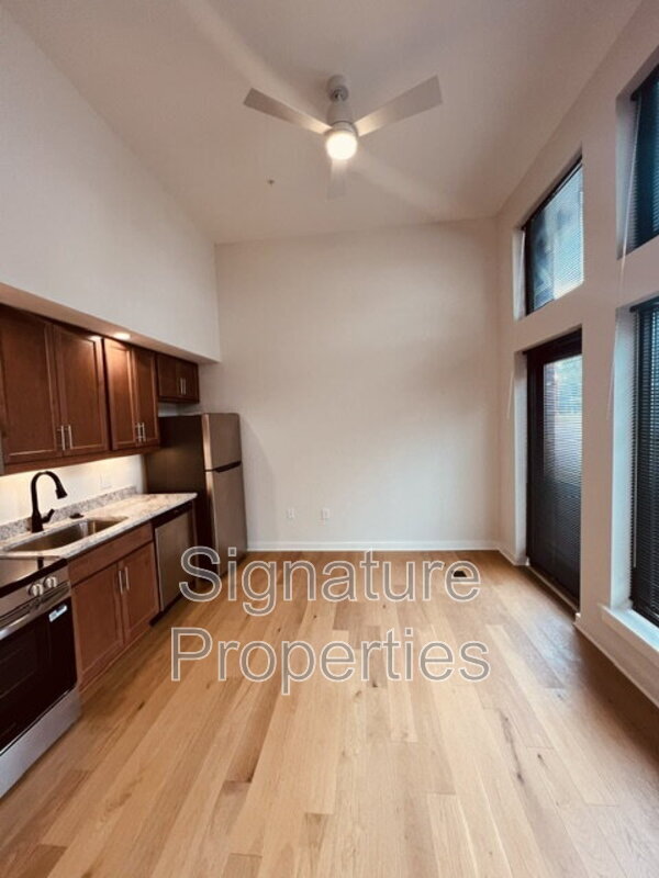 712 High St Unit 1