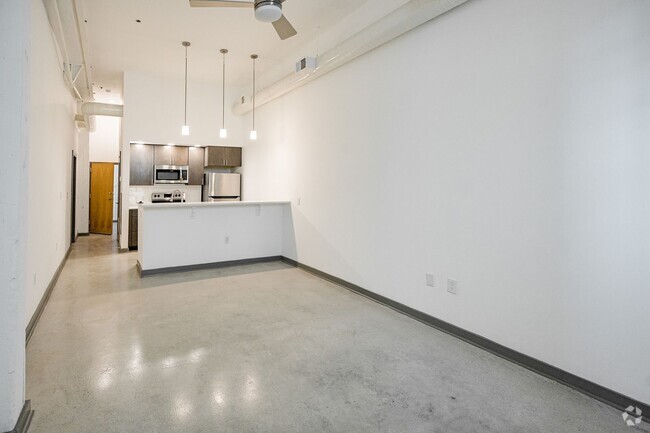 Building Photo - Downstairs One Bedroom Flat with Washer & ... Unit 6103 Rental