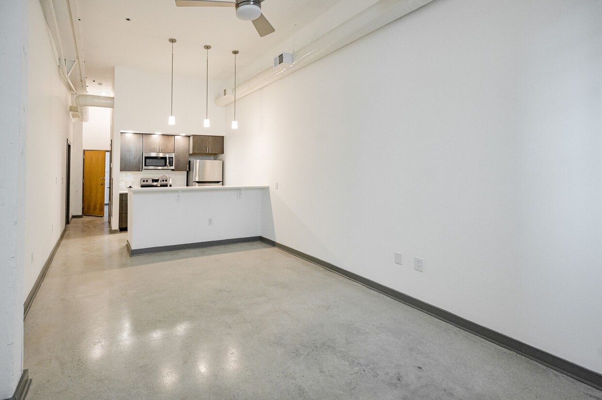 Downstairs One Bedroom Flat with Washer & ... - Downstairs One Bedroom Flat with Washer & ...