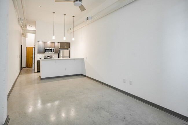 Downstairs One Bedroom Flat with Washer & ... - Downstairs One Bedroom Flat with Washer & ... Apartment Unit 6103