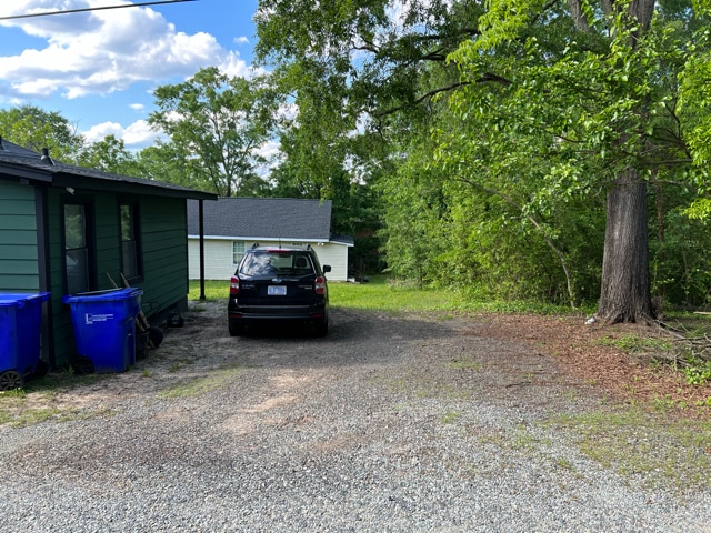 Photo - Room in House on Fargo St