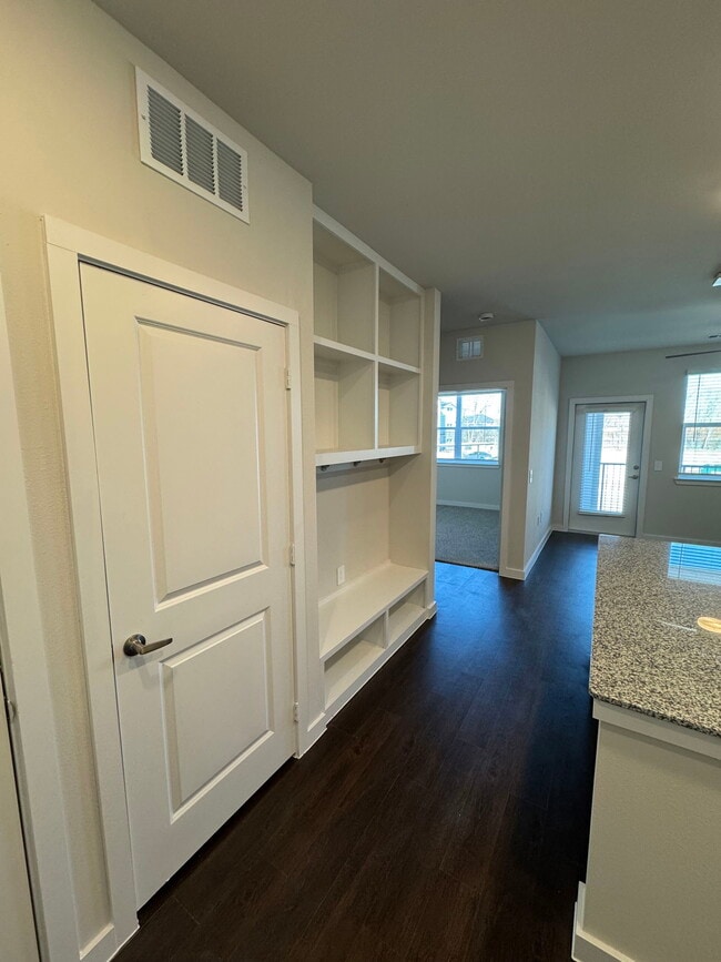 Photo - 455 Elevon Pkwy Unidad 816