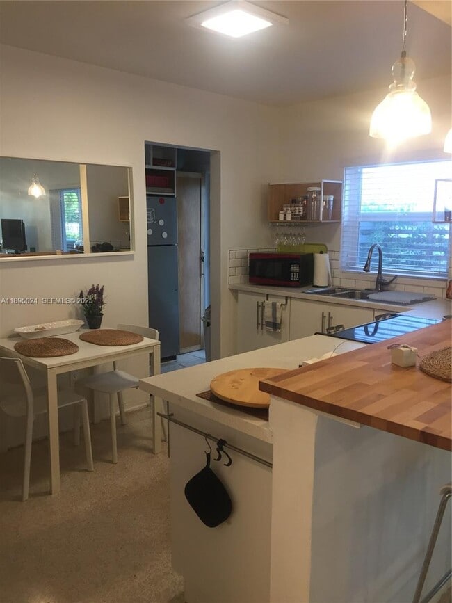 Photo - 1160 SW 22nd Terrace