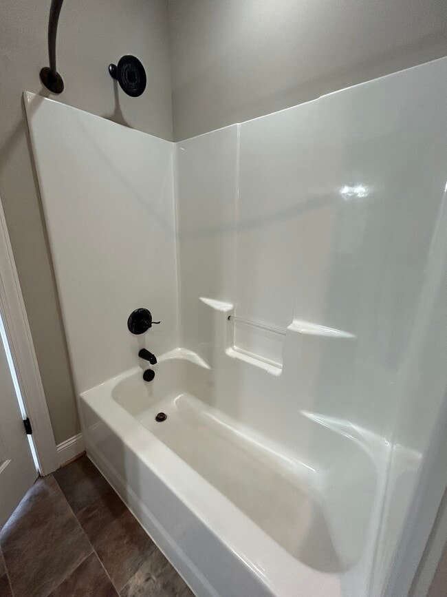 Photo - 100 Hexham Dr Unidad 1