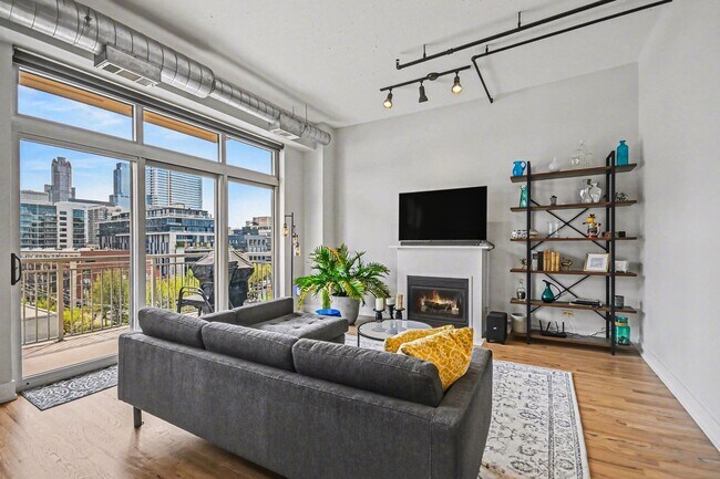 Photo - 950 W Monroe St Unit 602