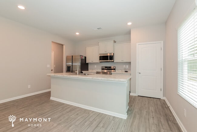 Photo - 2500 Fraggle Roc