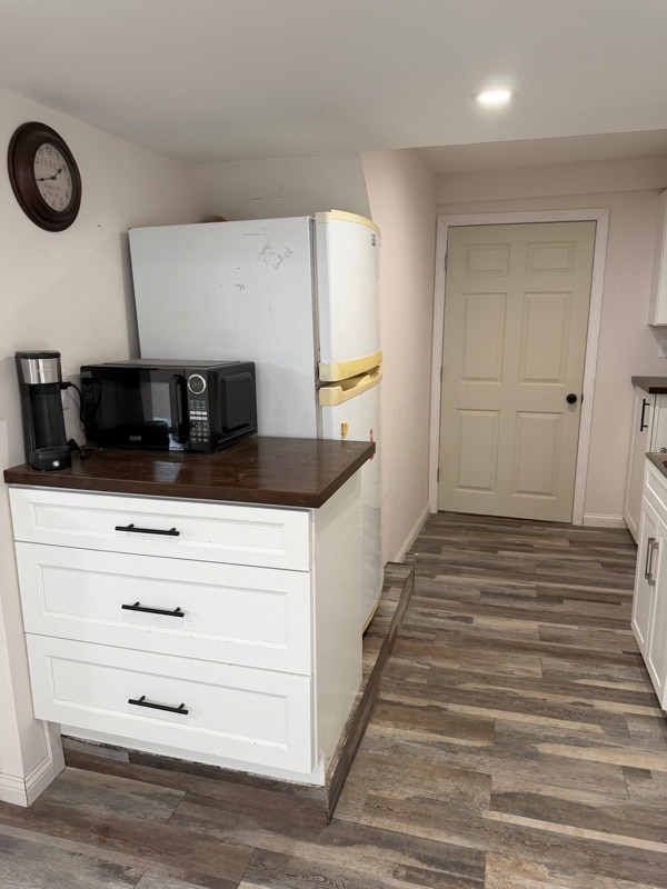 Building Photo - 89 Monroe St Unit A