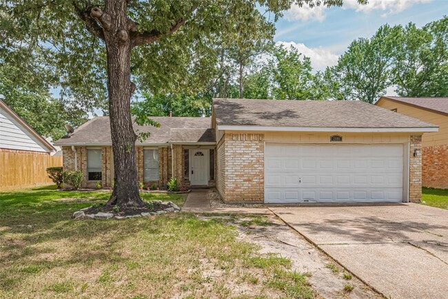 Photo - 2606 Lexington Woods Dr