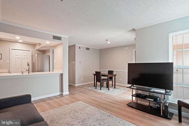 Photo - 1504 Lincoln Way Unit 309