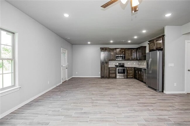 1903 Azlin Pl Unit B