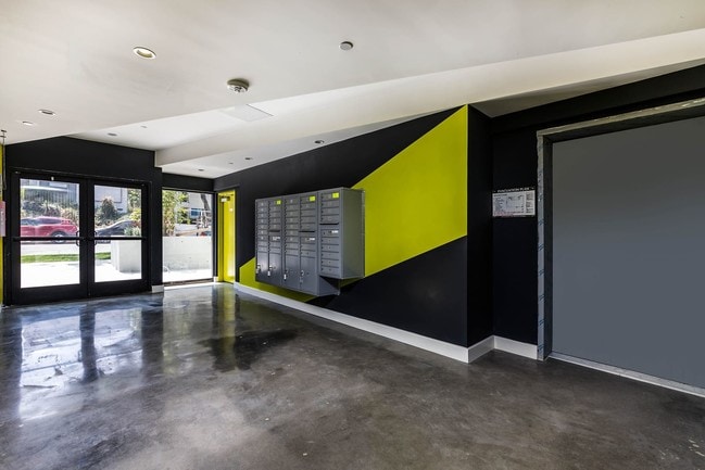 Photo - 241 N Lake St