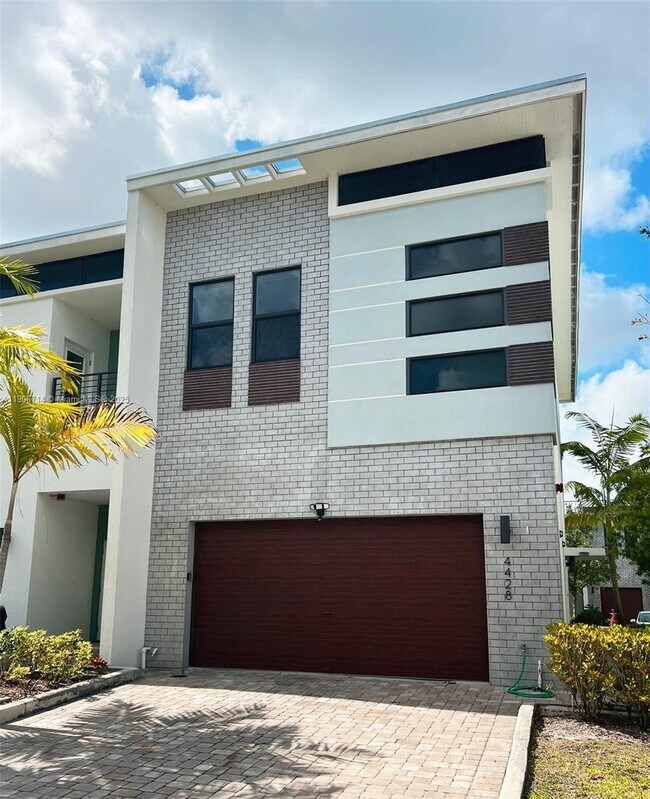 Photo - 4428 NW 9th St.