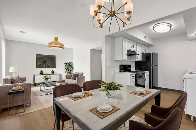 Área de comedor - Country Hill