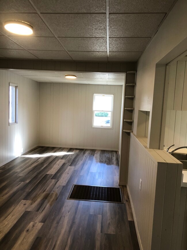 Photo - 524-512 12th St SW