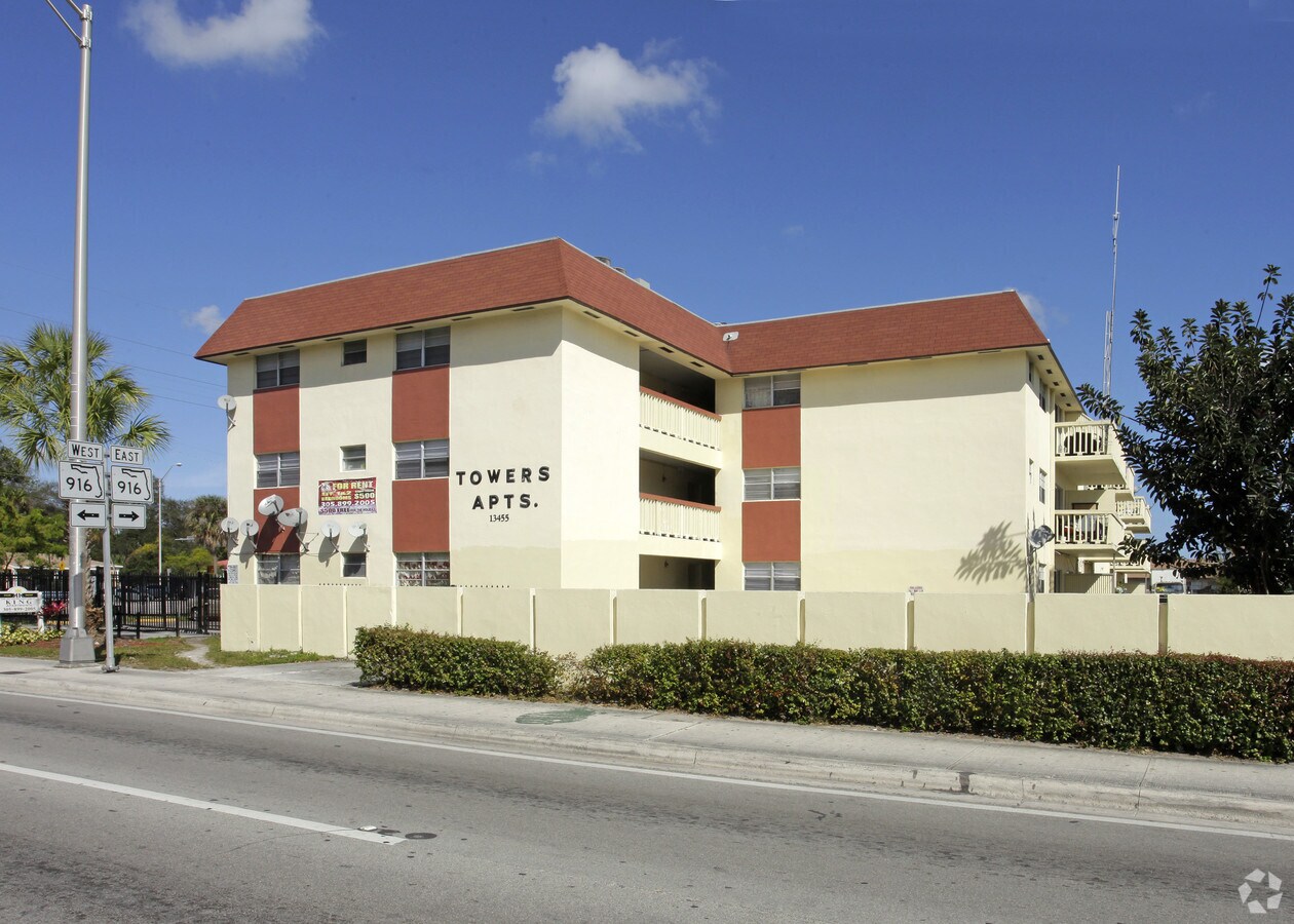 Tower King Apartments - Tower King Apartments