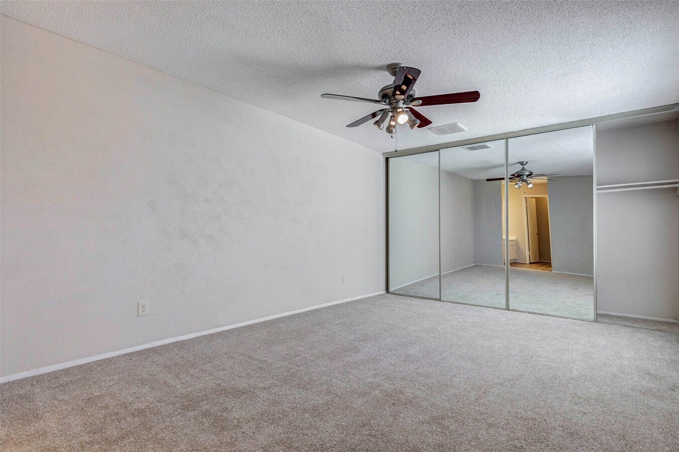 Photo - 2952 Meadowgrass Ln Unidad 173