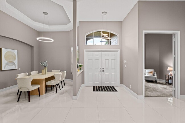 9919 Royal Cardigan Way